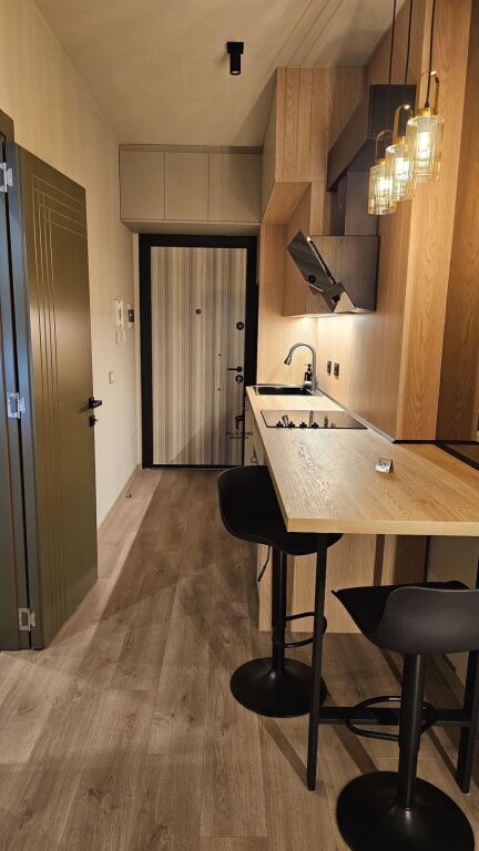MONOLOCALE IN AFFITTO 39 M2 PAZARI I RI 50.000 LEKE FH-79732