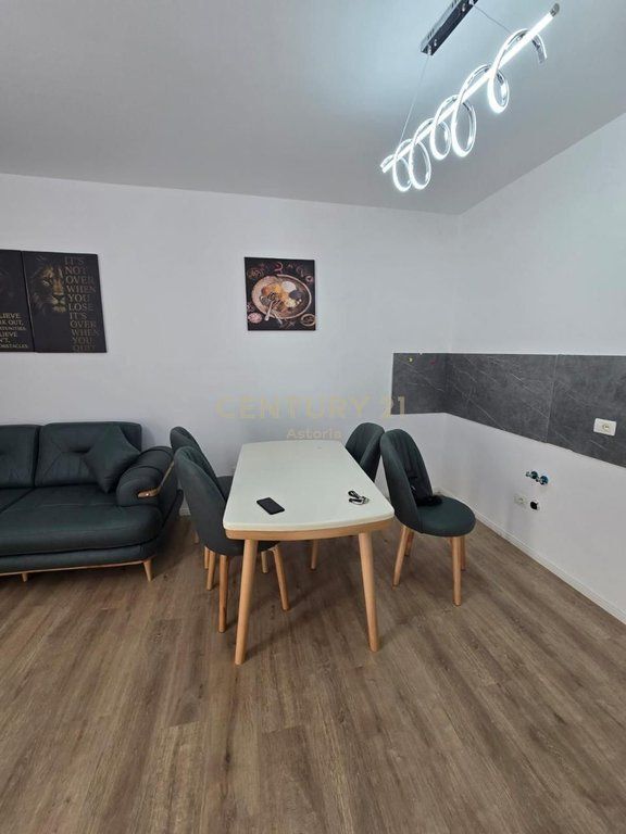 Apartment 1+1 for sale, Linze, Near Restaurant 2 Luanët 135,000 €