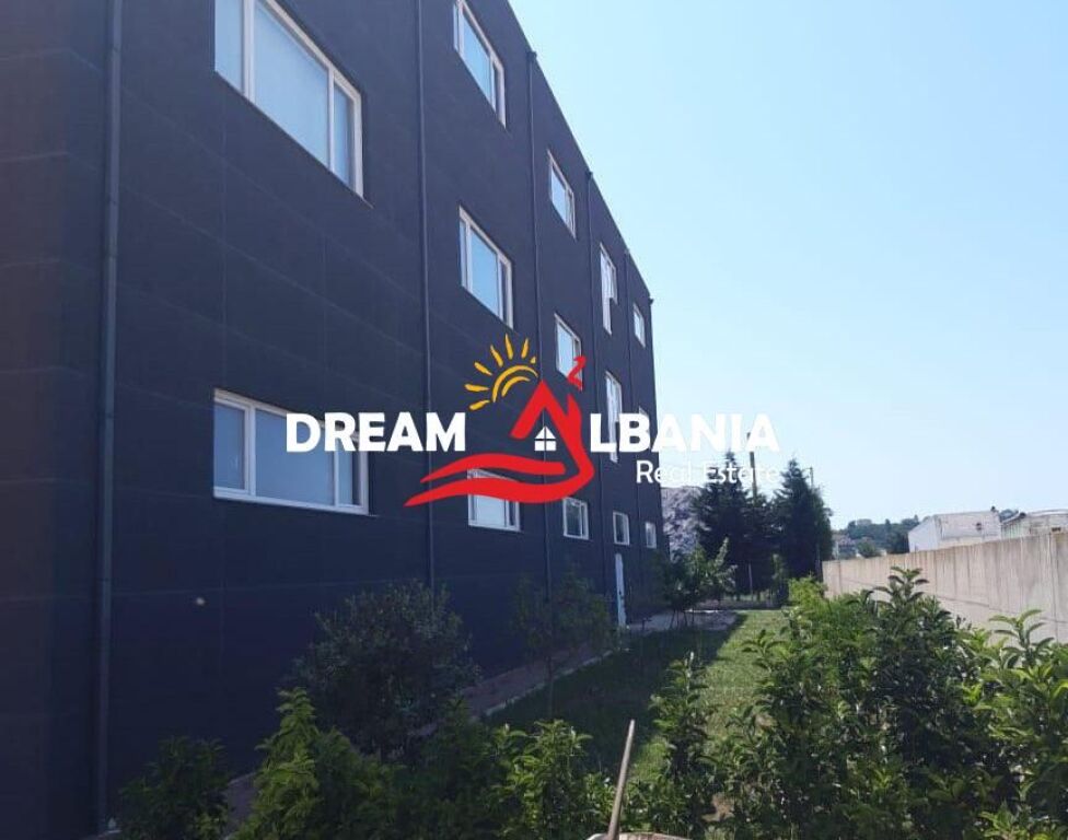 Ndertese – Magazine Moderne ne Shitje ne Autostraden Tirane Durres Kilometri 35, Xhafzotaj (ID 4181034)