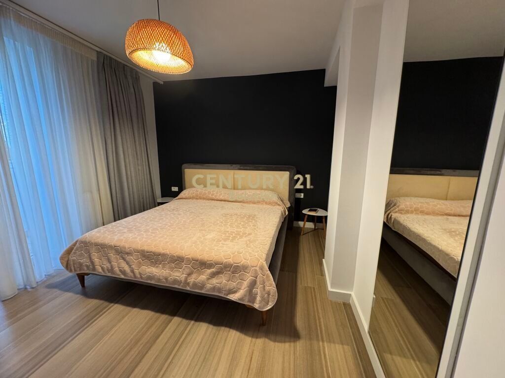 VILLA FOR SALE IN QERRET!