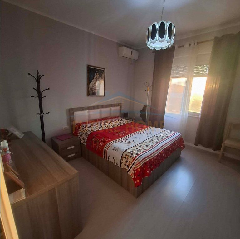 For sale, Apartment 3+1+2, Mëzez