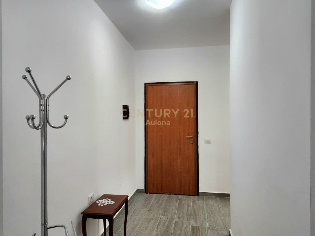 Appartamento 2+1 con Vista Mare Completa a Lungomare 1