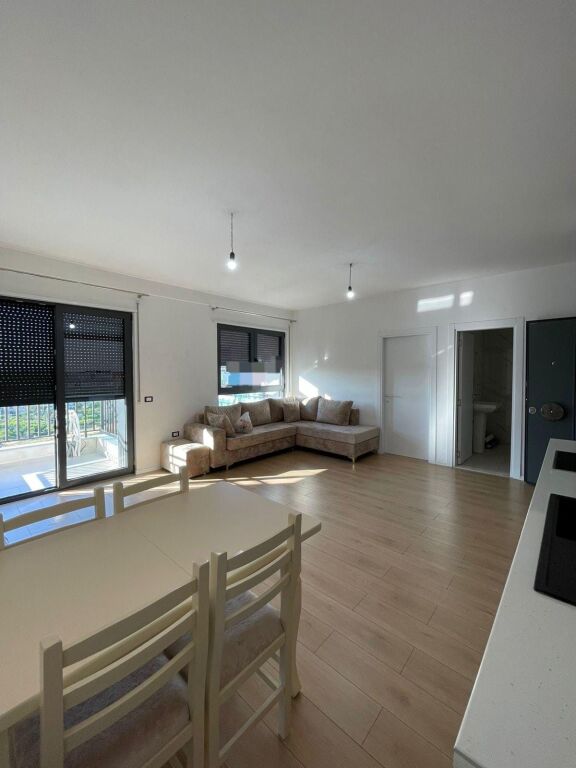 Apartament Me Qera 1+1 tek Bulevardi i Ri (ID B2101755) Tirane