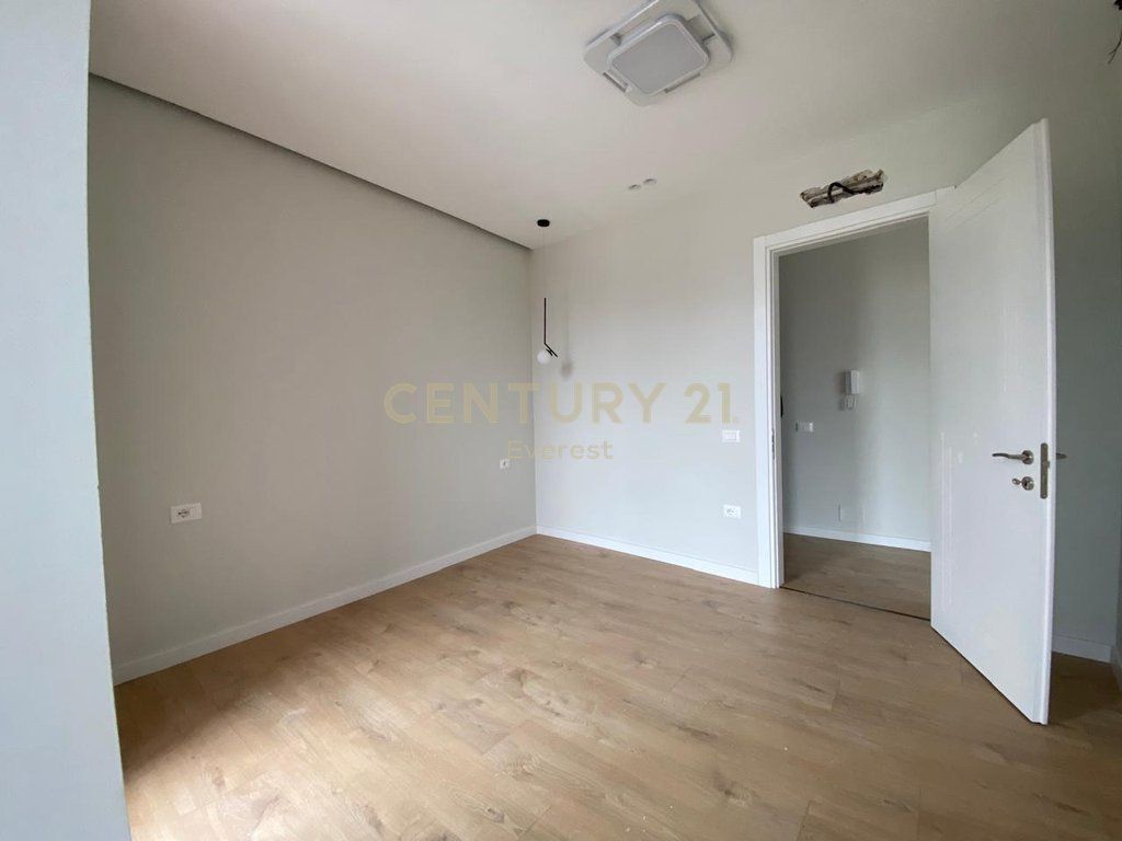 SIRI KODRA STREET, 1+1 APARTMENT FOR RENT