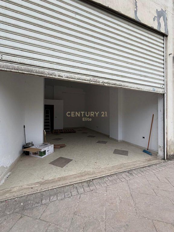 Premises for rent, Astir