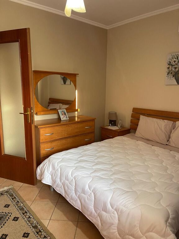 Apartament 1+1 me qira – Bllok, Sheshi Willson !