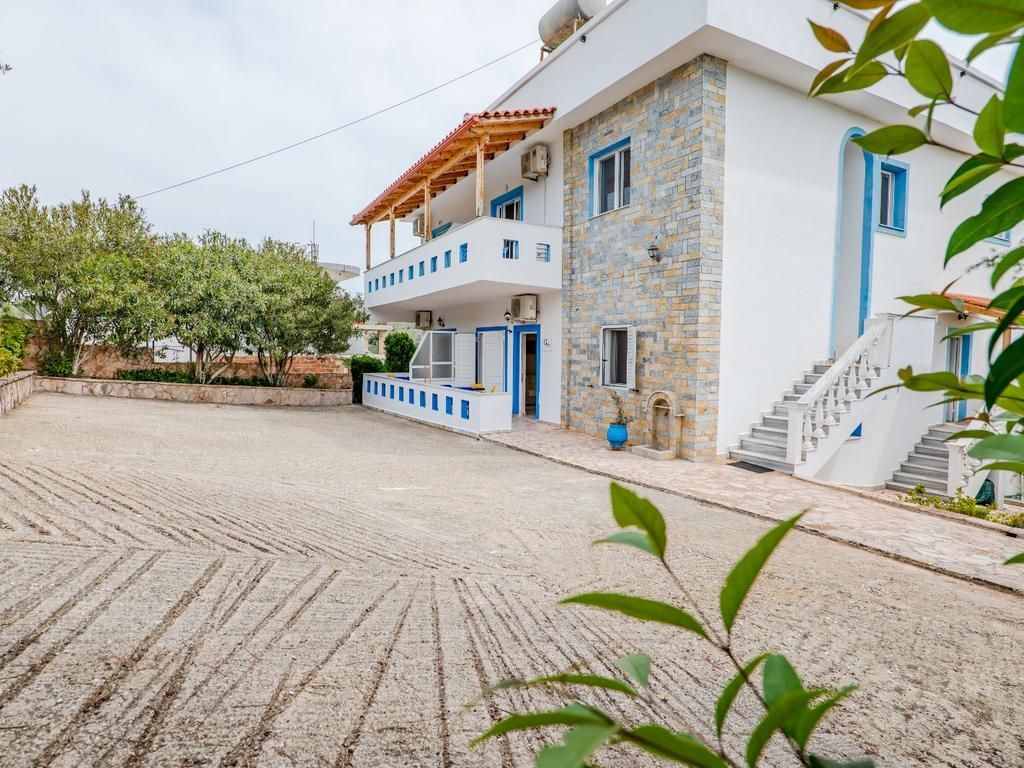 KSAMIL, VILLA IN VENDITA CON 9 APPARTAMENTI