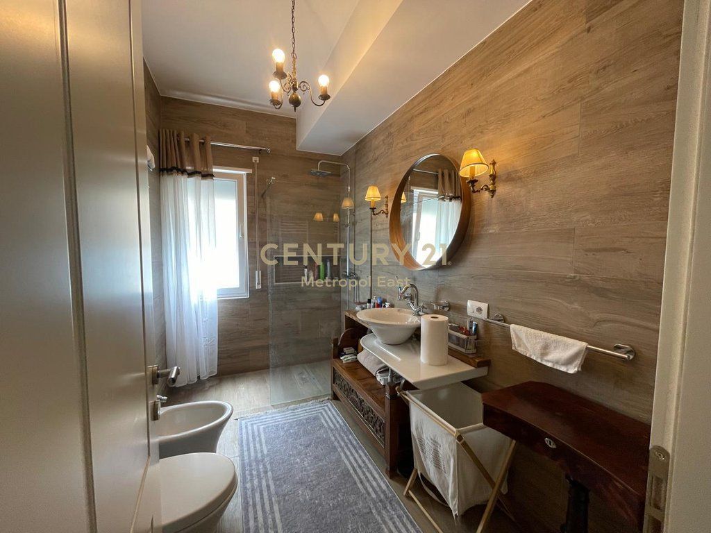 Villa for rent near Teg