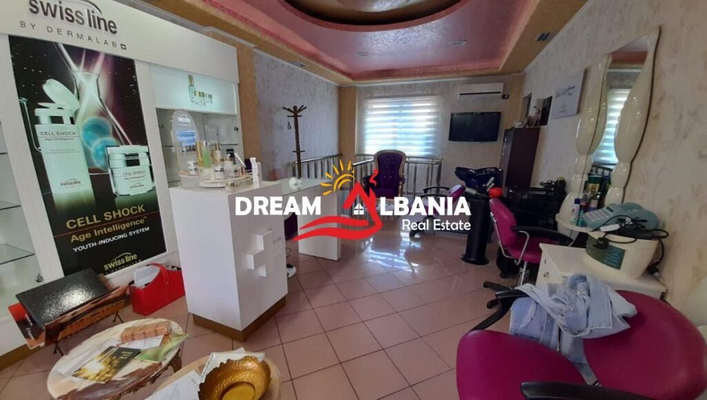 Locale commerciale in vendita in Via Mine Peza(ID 4161041)