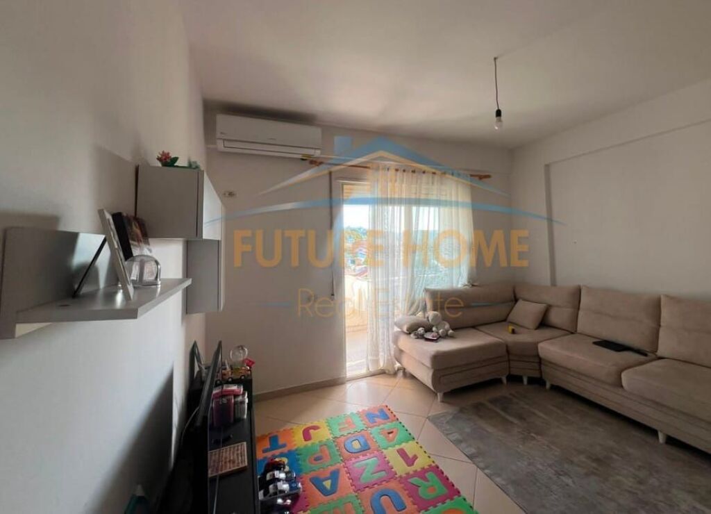 In vendita, Appartamento 2+1, Complesso Golden Park, Tirana