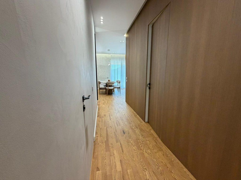 Jepet me qira një apartament ekskluziv 3+1+3 në Residencen Secret Garden !!