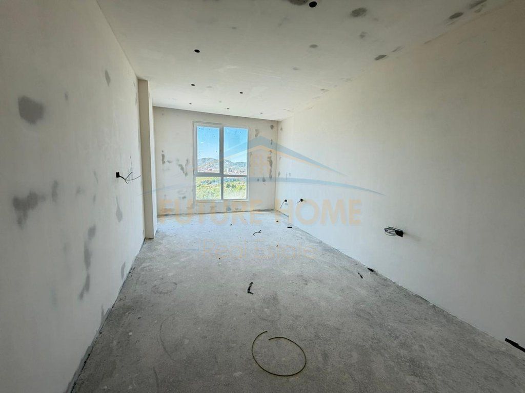 For sale, Apartment 1+1, Farke, Tirana. ELT69872