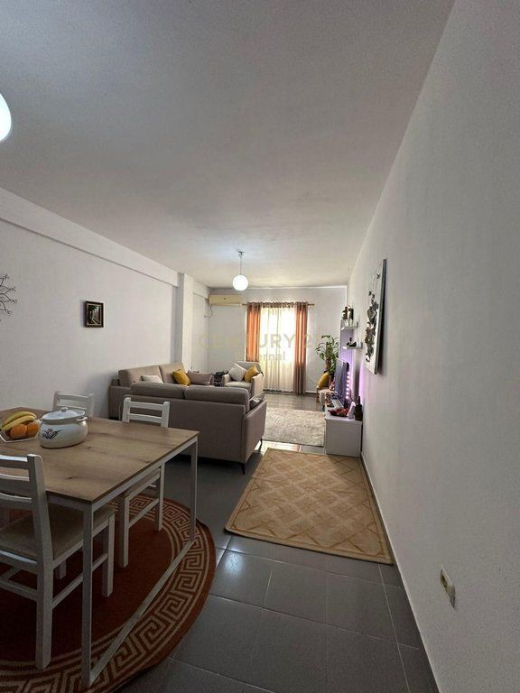 Appartamento 2+1 in vendita a Yzberisht