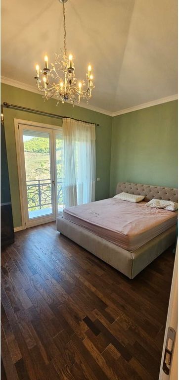 🏡 Jepet me qira Vilë Private me Pishinë në Damjan, Vaqarr – Qetësi dhe Privatësi vetëm pak minuta nga Tirana!