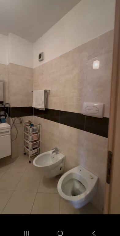 In vendita, Appartamento 2+1+2, Complesso Tower Bridge, Via Dibres
