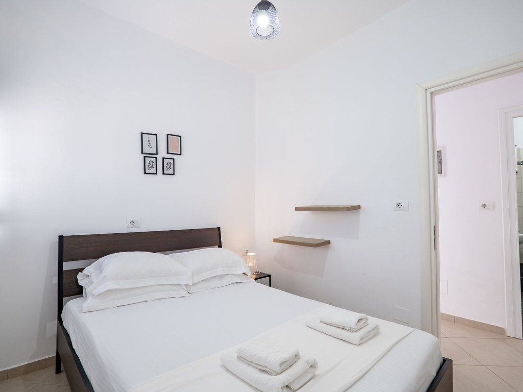 KSAMIL, VILLA IN VENDITA CON 9 APPARTAMENTI
