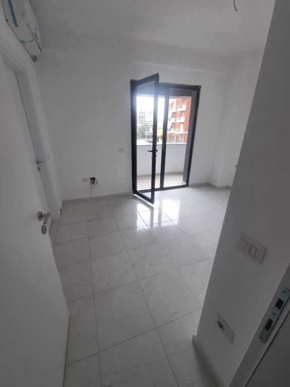 🏢 JEPET AMBIENT BOSH ME QERA – OAZIS ASTIR 🏢 700 Euro