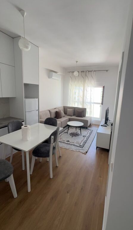 🏠 Jepen me Qera 2 Apartamente 1+1 tek Rezidenca Kadiu ne Ali Demi, 450 MIJE LEKE