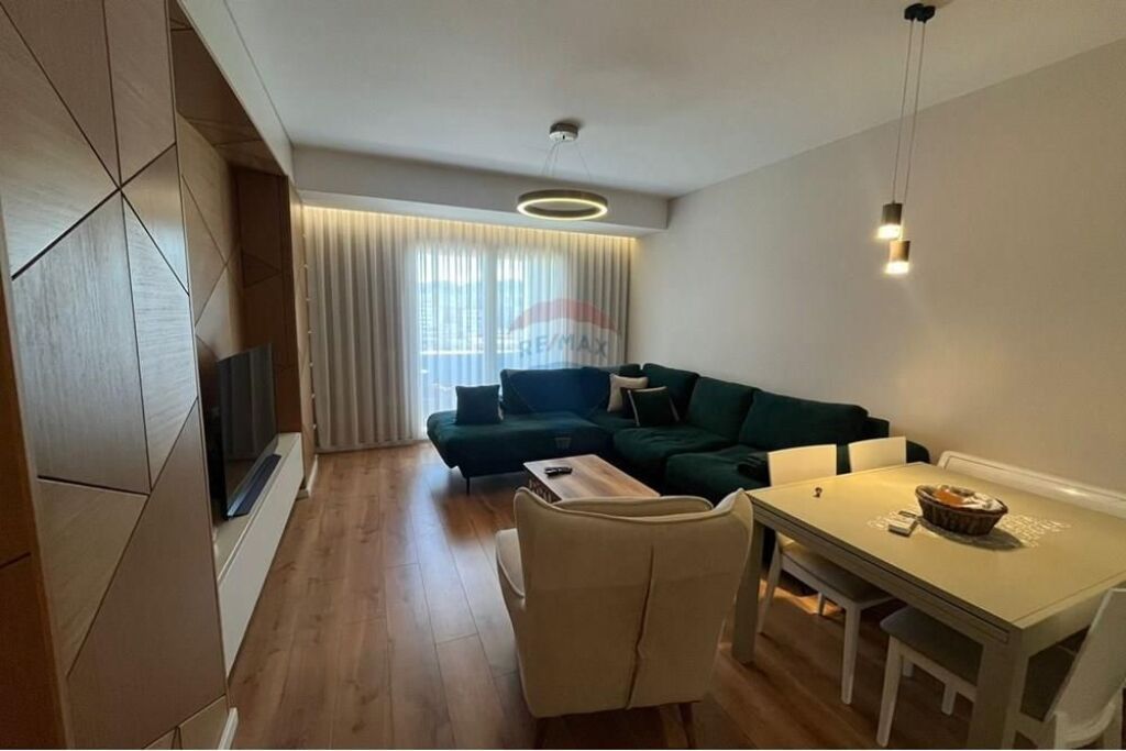 Apartament 2+1 &amp; post parkimi, Kompleksi Kontakt