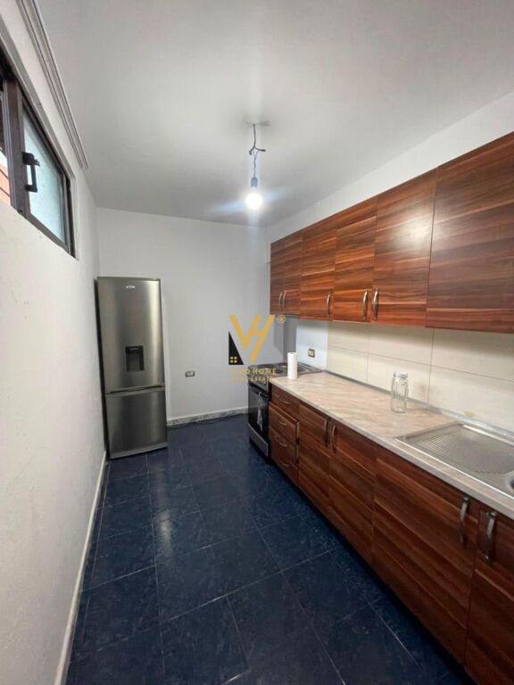 AFFITTASI APPARTAMENTO 2+1 IN VIA DURRESIT 500 EURO