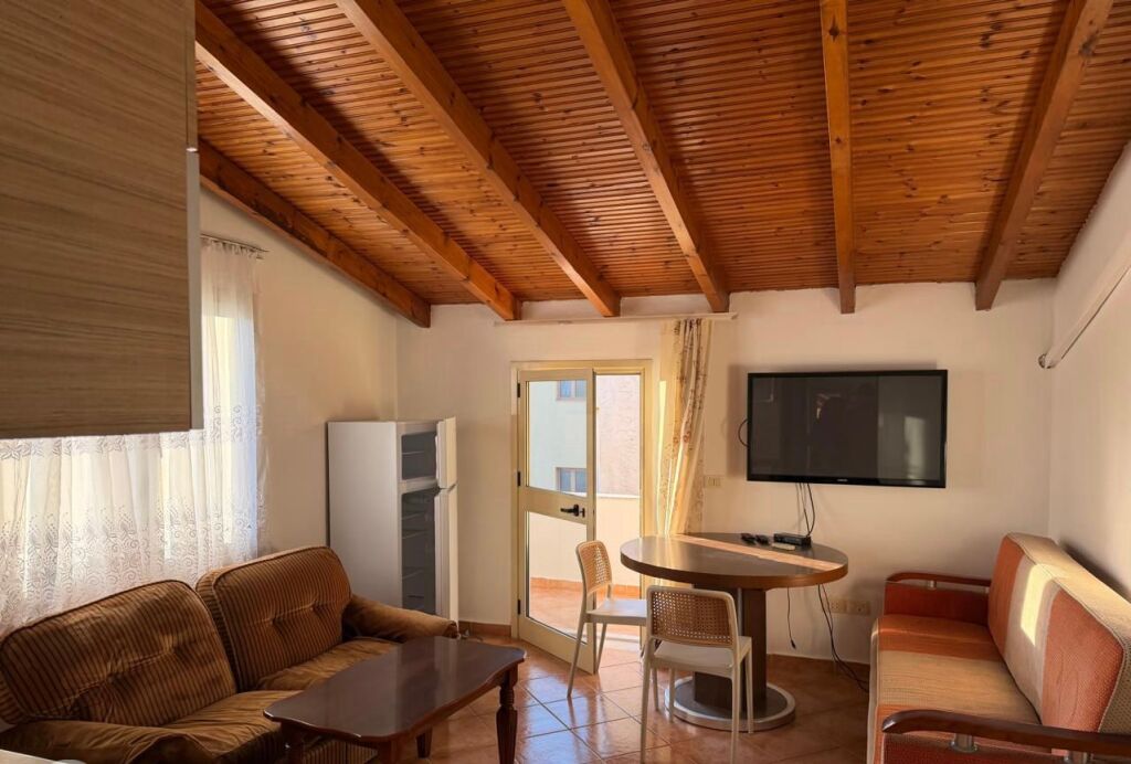 Apartment 2+1 for rent at Siri Kodra