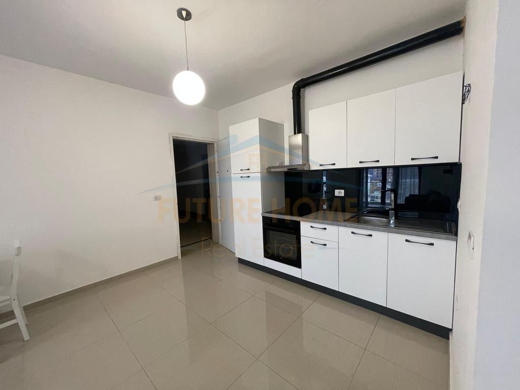 In vendita, Appartamento 2+1, "Residenca Alba", 21 Dicembre.