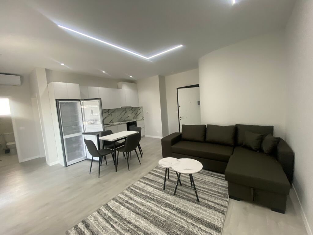 Apartament 2+1+Post Parkimi per qera Kodra e Priftit !
