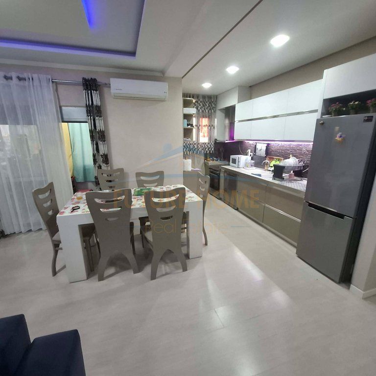 For sale, Apartment 3+1+2, Mëzez
