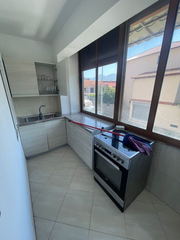 Apartment 2+1 for rent 50000 lek per month in Lapraka