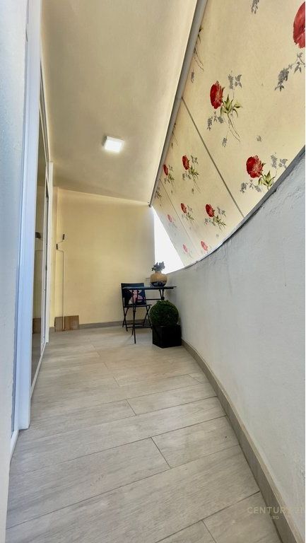 QIRA, APARTAMENT MODERN 1+1, RRUGA KAVAJËS‼️