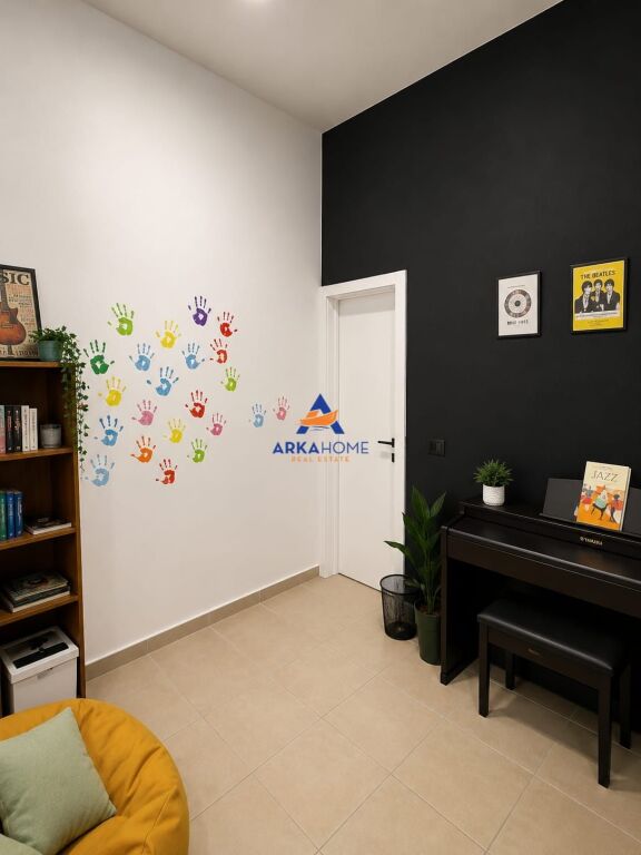 NEGOZIO IN AFFITTO 16M2 "CASA DELLE OFFERTE, VASIL SHANTO" 25.000 LEKE