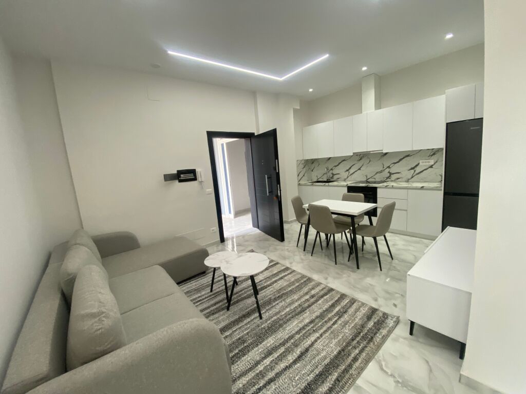 Appartamento 1+1+ parcheggio in affitto Kodra e Priftit !