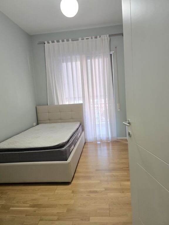 Apartament 2+1+2+parkim ne Kompleksin Delijorgji