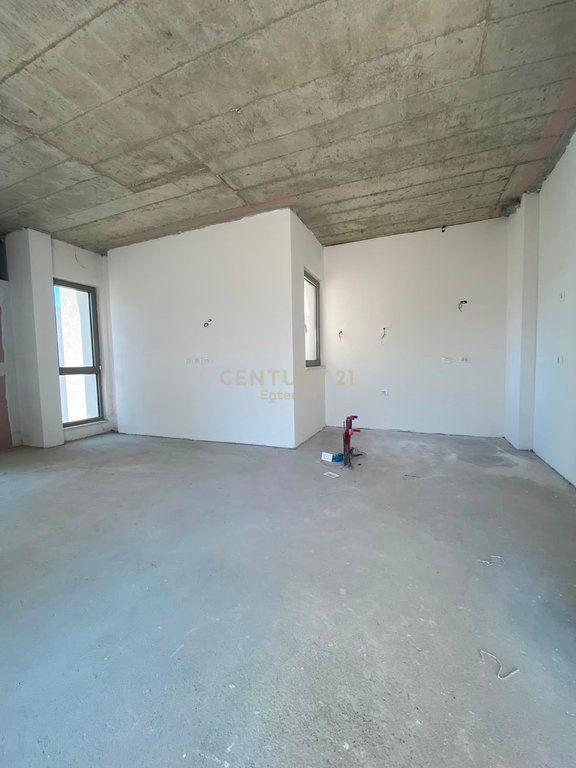 Appartamento 2+1 in vendita a Liqeni Thate vicino alla Residenza Green Valley