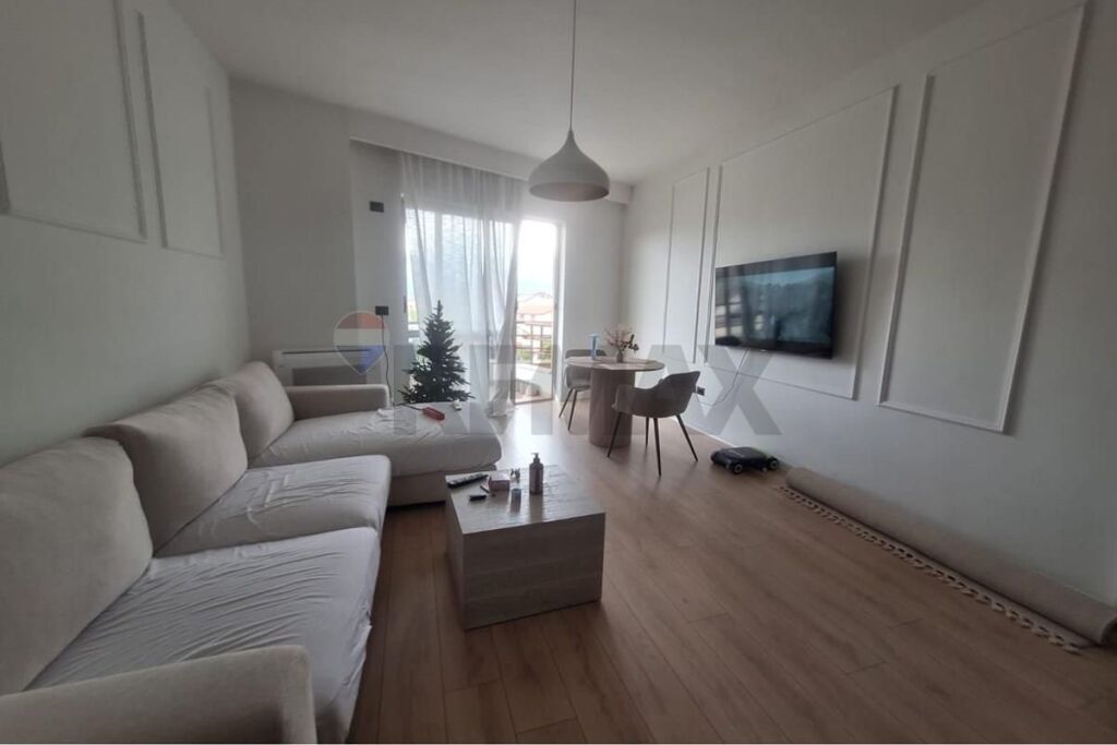 Apartment 1+1+2 parking, Sale Kthesa e Kamzes