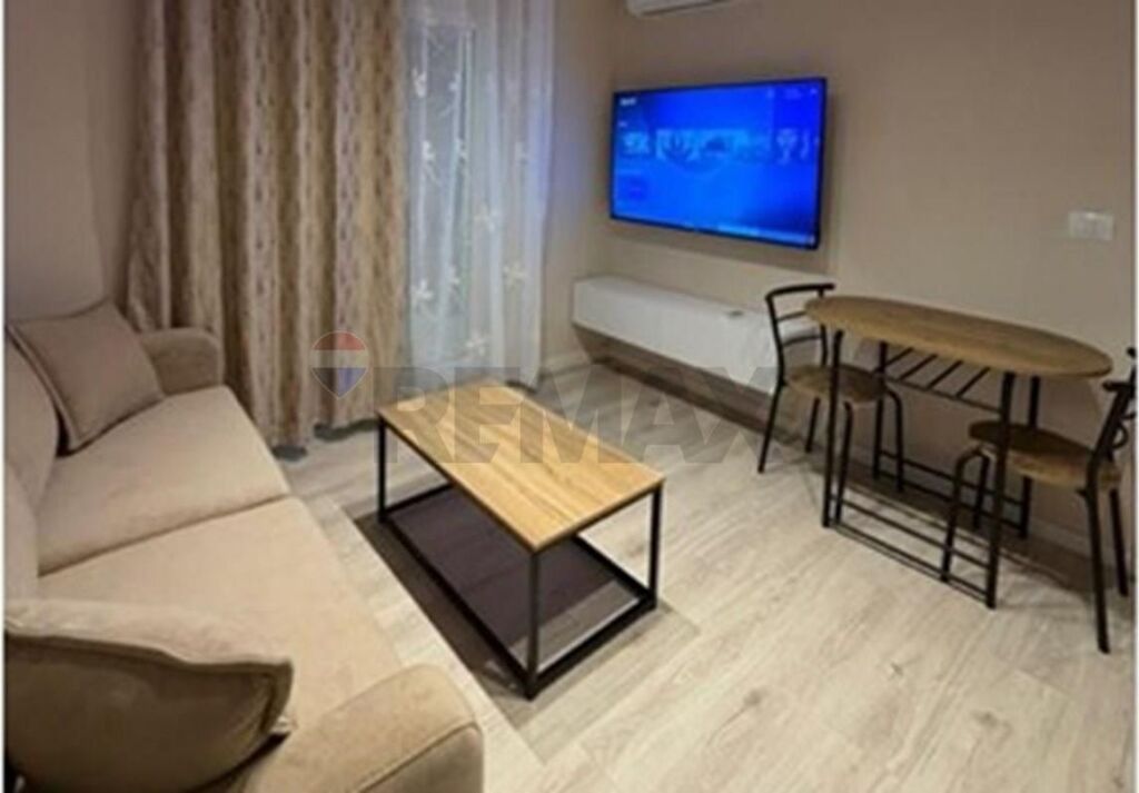 Apartament - Për Qira - Rruga Kongresi I Manastirit, Tiranë
