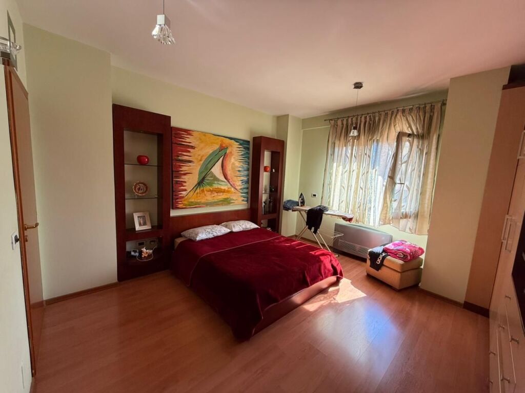 Apartment 2+1+2 for sale near Komuna e Parisit