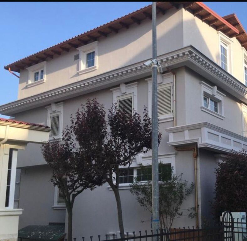 🏡 Vilë Luksoze me Qira – Akacia Residence