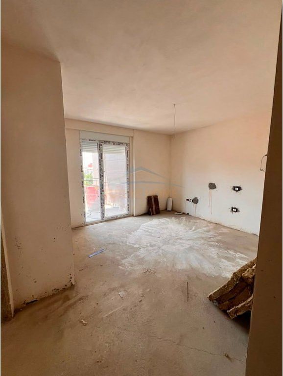In vendita, Appartamento 1+1, Via Elbasan