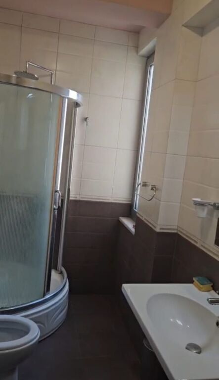 Qera | Apartament 2 + 1 | Rruga Fortuzi | 650 €/muaj