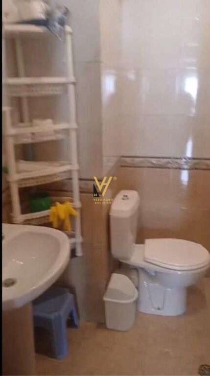 JEPET APARTAMENT 1+1+BLK ME QERA TE MYSLYM SHYRI 600 EURO