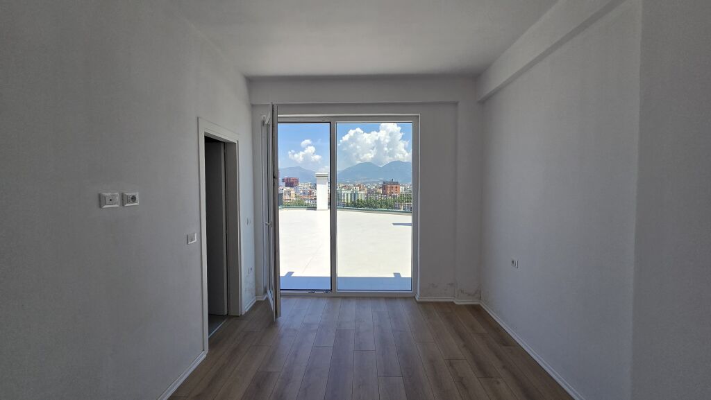 Vendesi Appartamento Premium 3+1+2 Presso la Residenza White Cloud
