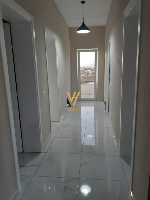 JEPET APARTAMENT 3+1+2BLK ME QERA TE RRUGA E ELBASANIT 55.000 LEKE