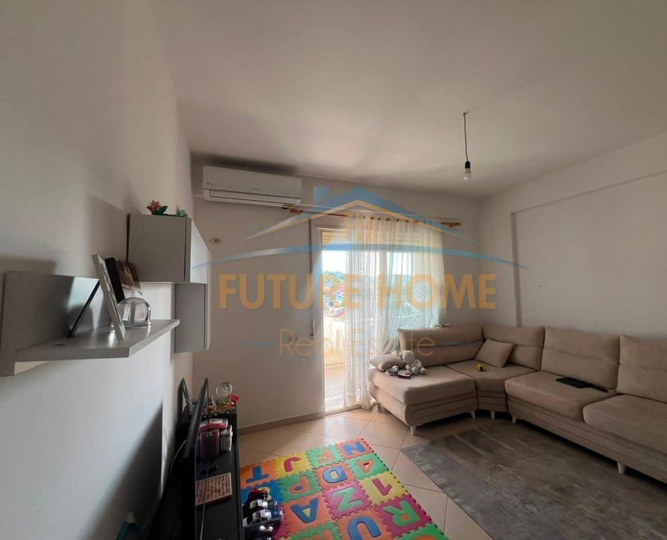In vendita, Appartamento 2+1, Complesso Golden Park, Tirana
