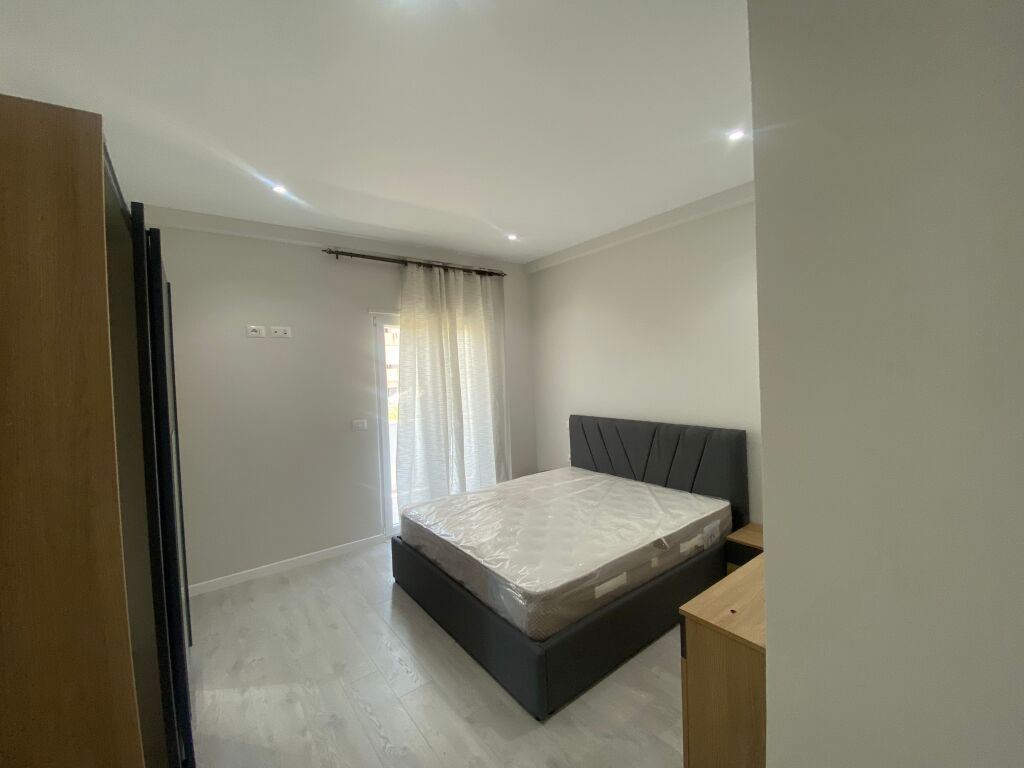 Apartament 2+1+Post Parkimi per qera Kodra e Priftit !