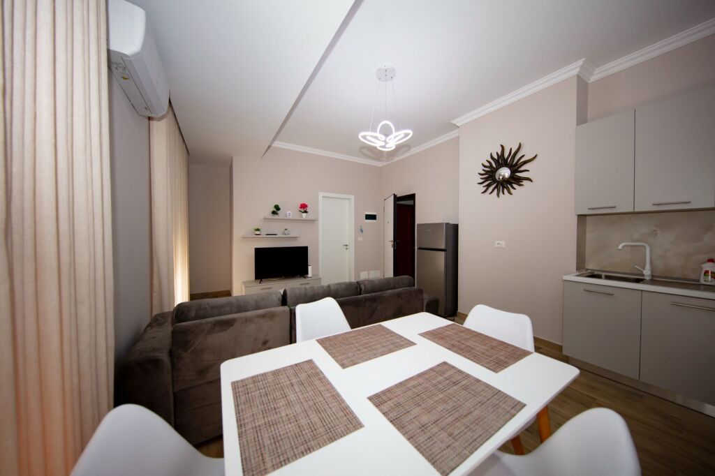 Qera | Apartament 1 + 1 | Medreseja | 600 €/muaj