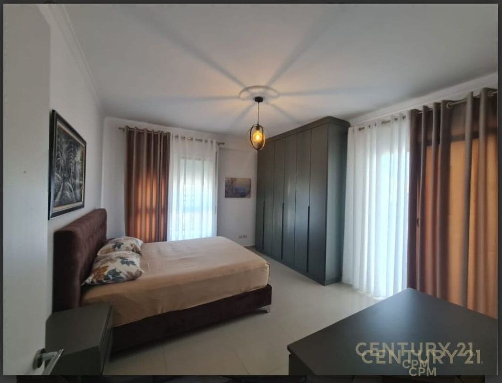 Apartment 2+2+2+Parking for rent near the mosque, Botanical Garden!