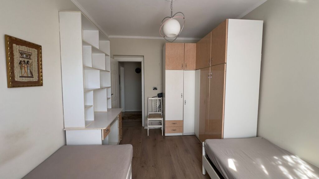 In vendita, Appartamento 2+1, Via Fortuzi, Tirana . Empire70571
