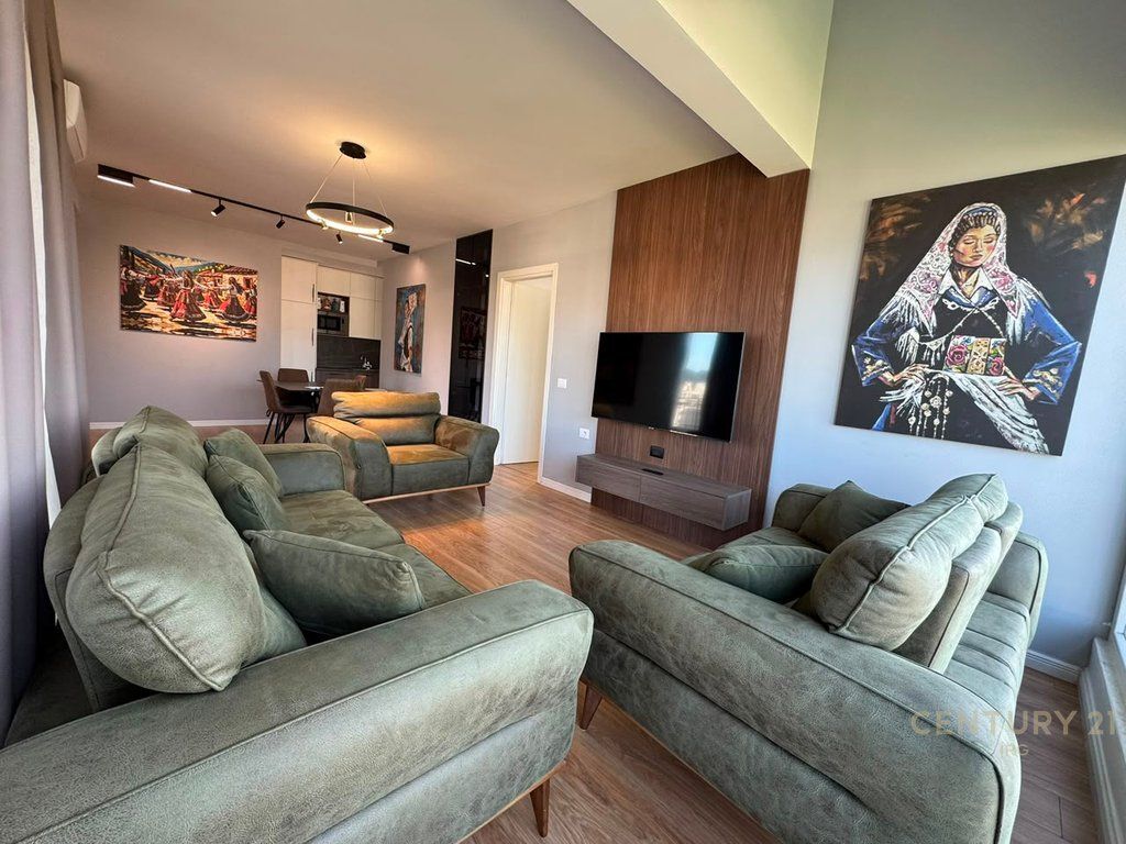 APARTAMENT 2+1 ME QIRA: ISH FUSHA E AVIACIONIT