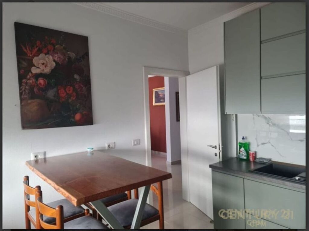 Apartment 2+2+2+Parking for rent near the mosque, Botanical Garden!